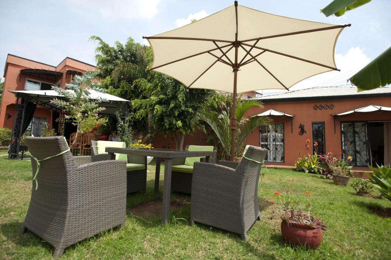 Hotel Green Palace Ivato  Exterior foto