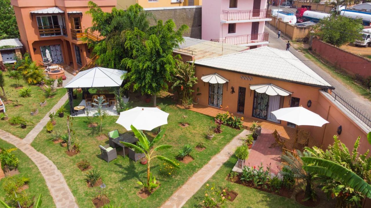 Hotel Green Palace Ivato  Exterior foto